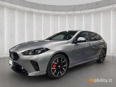 Skyscraper grey metallic Usata 2024 BMW 118 Comfort Edition Utilitaria | 36.800 € (Cara)