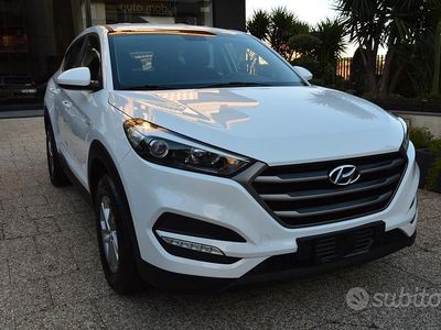 Usata Hyundai Tucson Xpossible 115 CV (84 kW) 2016 Bianco SUV