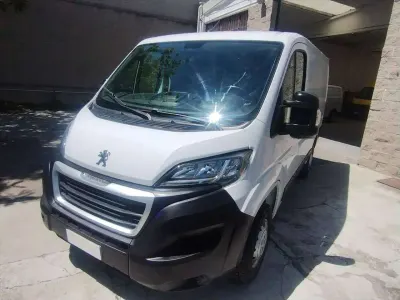 Usata Peugeot Boxer 140 CV (102 kW) 2023 Bianco Furgone