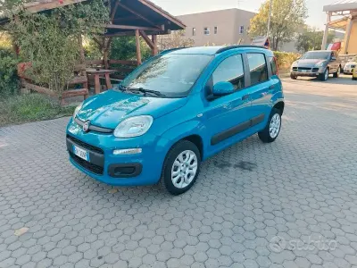 Usata Fiat Panda Easy 80 CV (58 kW) 2012 Blu/azzurro Utilitaria