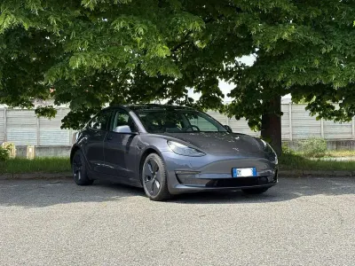 Begagnad Tesla Model 3