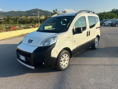 Usata Peugeot Bipper Premium 68 CV (50 kW) 2010 Bianco Monovolume