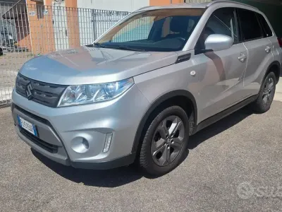 Usata Suzuki Vitara 120 CV (88 kW) 2017 Grigio SUV