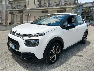 Usata Citroën C3 Shine 102 CV (75 kW) 2022 Bianco Utilitaria
