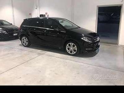Usata Mercedes B180 Executive 109 CV (80 kW) 2016 Nero Monovolume