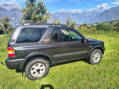 Usata Opel Frontera Sport 204 CV (150 kW) 2001 Nero SUV