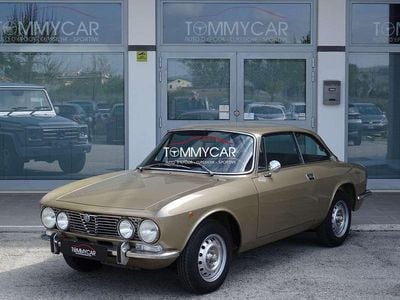 Usado Alfa Romeo 2000 Veloce 131 CV (96 kW) 1971 Beige Coupe