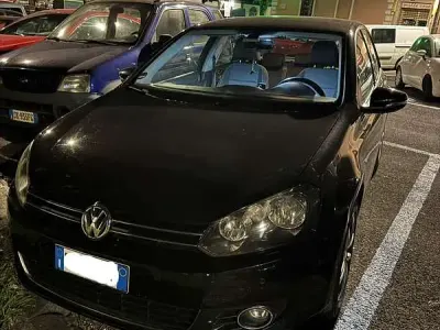 Usata VW Golf VI Highline 105 CV (77 kW) 2011 Utilitaria