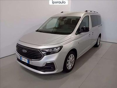 Usata Ford Grand Tourneo Connect Titanium 122 CV (89 kW) 2023 Argento metallizzato Monovolume