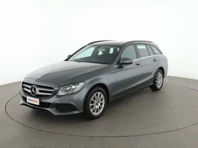 Gebraucht Mercedes C180 Executive 156 PS (114 kW) 2017 Grau Kombi