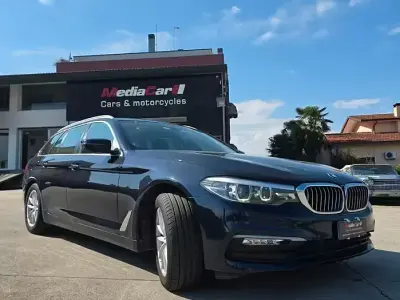 Usata BMW 520 190 CV (139 kW) 2018 Blu Station wagon