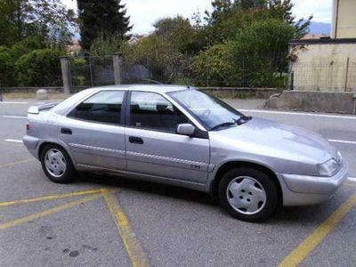 medium_3d59e576-1898-4aee-99d7-a8b403c5acf5_citroen-xantia-1-8i-16v-millesime.jpg