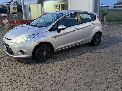 Gebraucht Ford Fiesta Individual 95 PS (69 kW) 2011 Kleinwagen