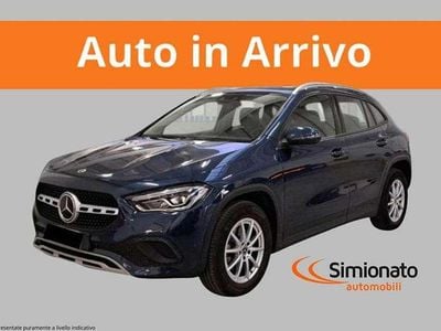 Usata Mercedes GLA200 Business 163 CV (119 kW) 2021 Blu SUV