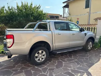 Usata Ford Ranger Limited 170 CV (125 kW) 2020 Argento Pick-up