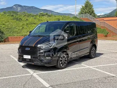 Usata Ford Tourneo 185 CV (136 kW) 2020 Nero Monovolume