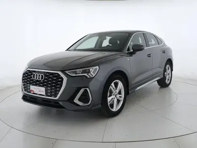 Usata Audi Q3 Sportback S-Line 150 CV (110 kW) 2021 Grigio daytona perlato SUV