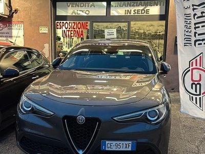 Usata Alfa Romeo Stelvio Executive 209 CV (153 kW) 2021 Grigio SUV