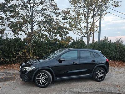 Usata Mercedes GLA180 116 CV (85 kW) 2022 Nero SUV