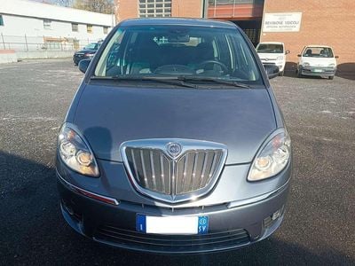 Usata Lancia Musa 95 CV (69 kW) 2012 Grigio Monovolume