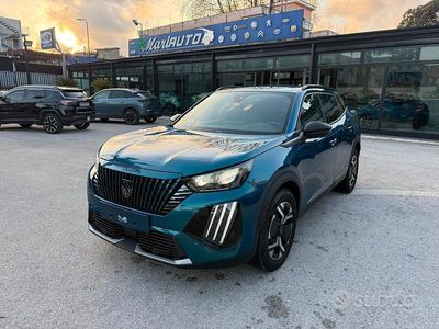 Gebraucht Peugeot 2008 Allure 102 PS (75 kW) 2025 Grün SUV