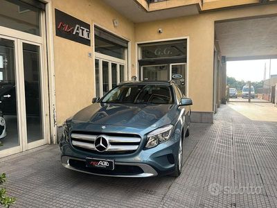 Usata Mercedes GLA200 136 CV (100 kW) 2014 Blu SUV