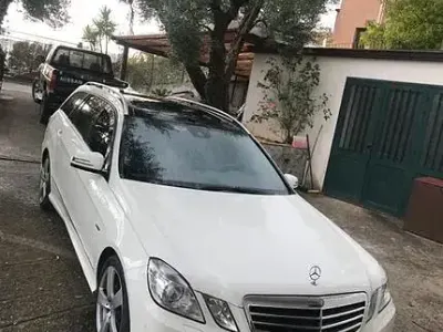Usata Mercedes E250 204 CV (150 kW) 2011 Bianco Station wagon