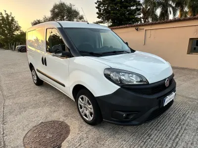 Usata Fiat Doblò 95 CV (69 kW) 2019 Bianco Monovolume