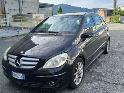 Usata Mercedes 200 27 CV (19 kW) 2006