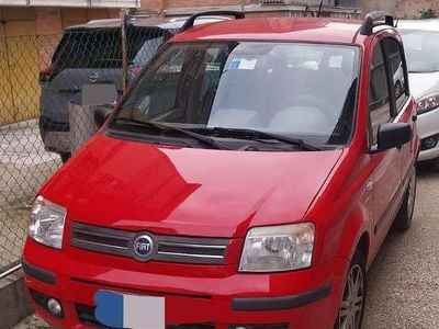 Rosso Usata 2005 Fiat Panda Dynamic Utilitaria | 3500 € (Buon prezzo)