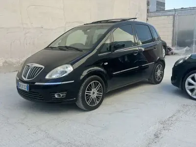 Usata Lancia Musa 95 CV (69 kW) 2008 Other Monovolume