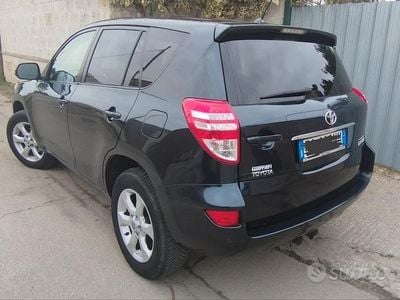 Usata Toyota RAV4 150 CV (110 kW) 2011 Nero SUV