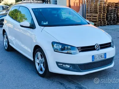 Usata VW Polo Highline 85 CV (62 kW) 2012 Bianco Utilitaria