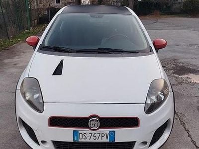 Usata Fiat Grande Punto 120 CV (88 kW) 2008 Bianco Utilitaria