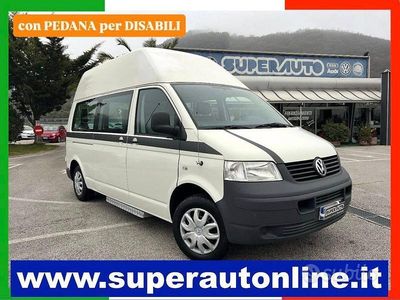 Usata VW Caravelle 102 CV (75 kW) 2008 Bianco Monovolume