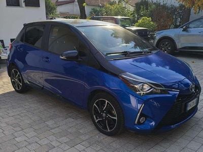 Usata Toyota Yaris Hybrid Edition 73 CV (53 kW) 2018 Blu/azzurro Berlina