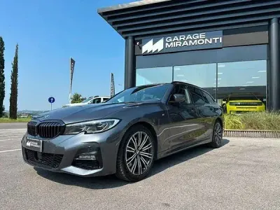 Usata BMW 330 Comfort Edition 265 CV (194 kW) 2020 Grigio Station wagon