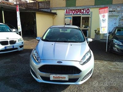 Usata Ford Fiesta Business Edition 95 CV (69 kW) 2017 Grigio Berlina