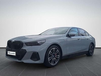 Nuova BMW i5 250 kW (340 CV) 2025 Brooklyn grey metallic Berlina
