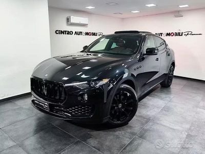 Begagnad Maserati Levante GranLusso 250 HK (183 kW) 2020 Svart SUV