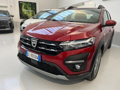 Usata Dacia Sandero Stepway 101 CV (74 kW) 2022 Bordeaux Utilitaria