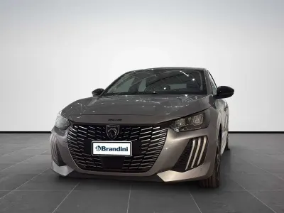 Usata Peugeot 208 Allure 101 CV (74 kW) 2025 Grigio artense Utilitaria