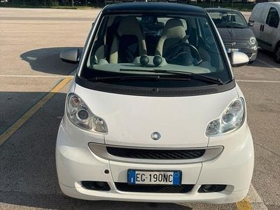 Bianco Usata 2011 Smart ForTwo Coupé Coupé | 6500 € (Buon prezzo)