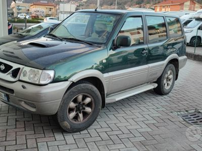 usata Nissan Terrano 2.7 td