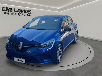 Begagnad Renault Clio V Equilibre 101 HK (74 kW) 2023 Blå Halvkombi