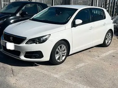 Usata Peugeot 308 131 CV (96 kW) 2021 Bianco Berlina