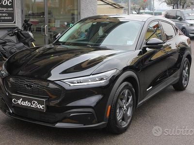 Usata Ford Mustang Mach-E Standard Range 197 kW (269 CV) 2021 Nero SUV