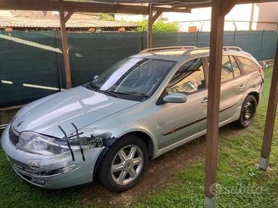 Usata Renault Laguna II 120 CV (88 kW) 2004 Grigio Station wagon