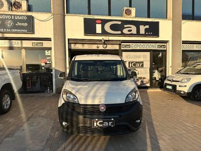 Usata Fiat Doblò Lounge 95 CV (69 kW) 2020 Bianco Monovolume