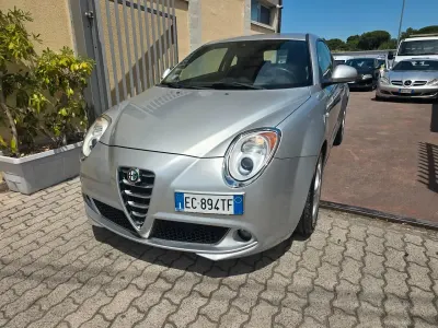 Usata Alfa Romeo MiTo Distinctive 120 CV (88 kW) 2011 Grigio Utilitaria